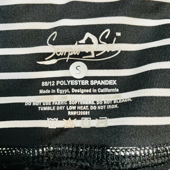 Scorpio Sol Black & White Striped Capri Legging - Picture 4 of 4